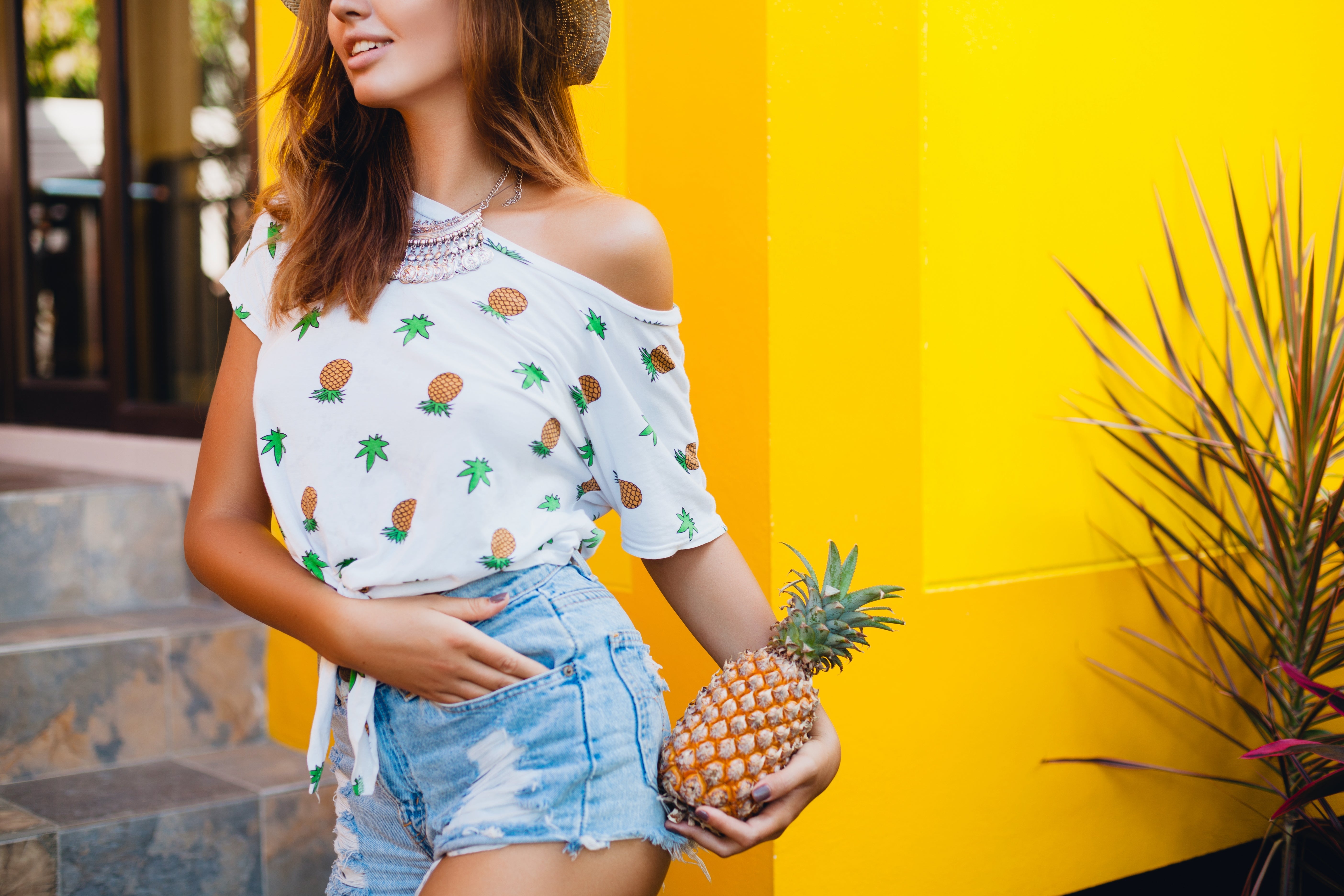 Ultimate Guide to Summer Fashion Wear: Stay Stylish & Comfortable